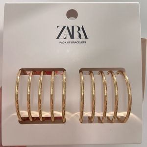 ZARA PACK OF METAL BRACELETS